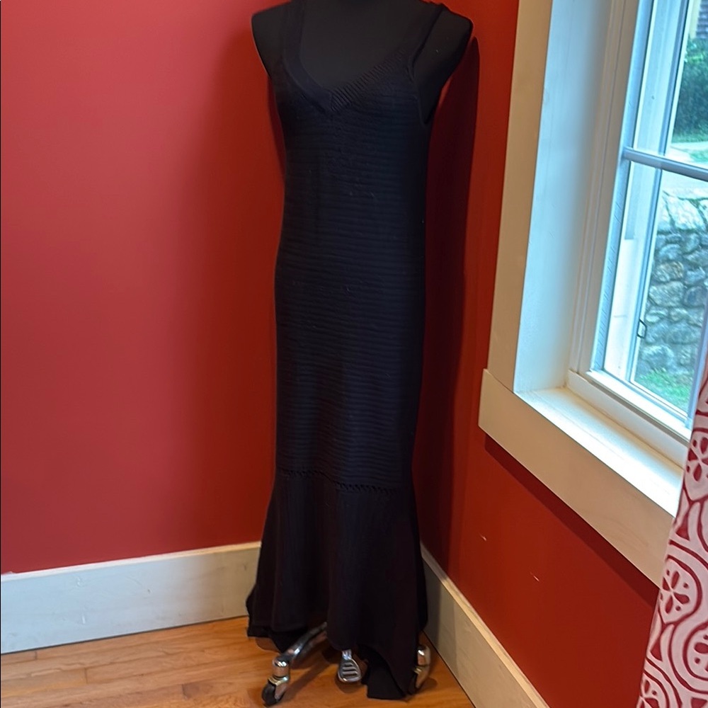 Scoop NYC Black Sleeveless Scoop Neck Cocktail Gown